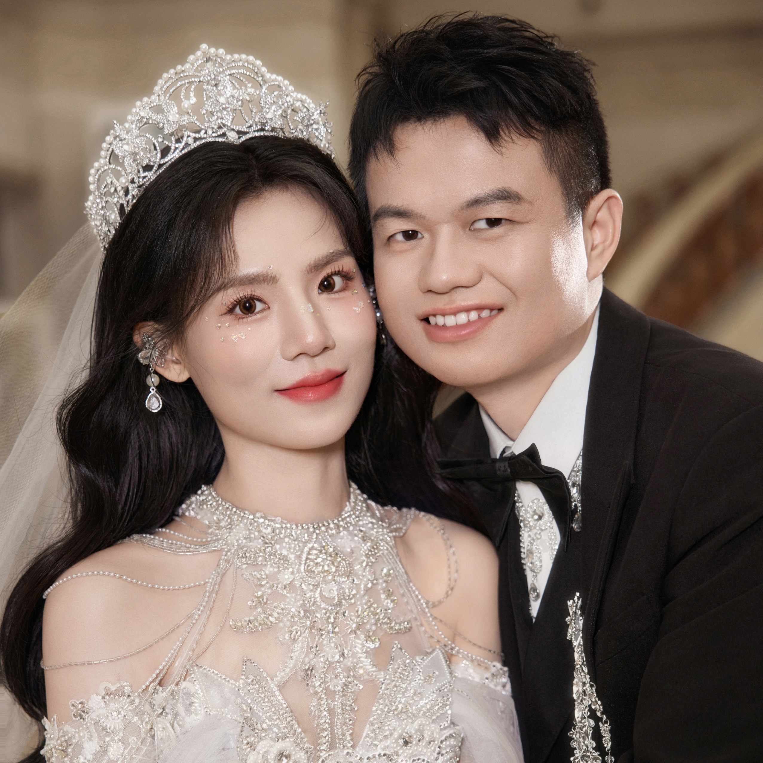 林皓和童沙的婚礼邀请函